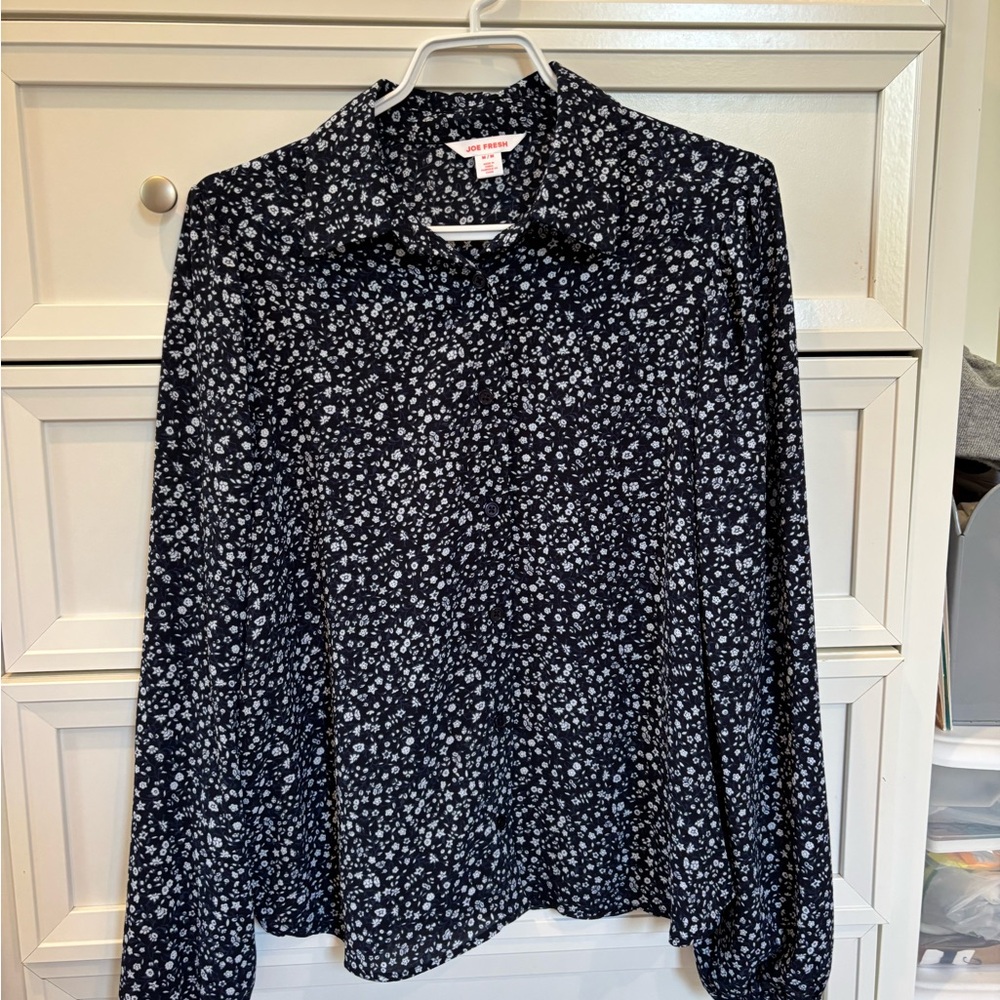 Joe Fresh Navy and White Floral Blouse + Shorts Set!